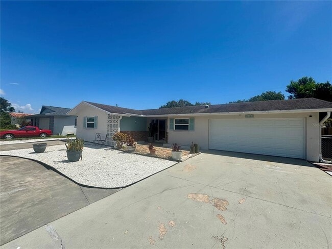 13864 Dominica Dr in Seminole, FL - Building Photo - Building Photo