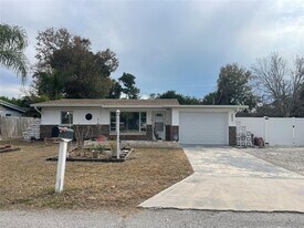 804 53rd Ave Dr W in Bradenton, FL - Building Photo