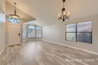 9831 E Olla Ave in Mesa, AZ - Building Photo - Building Photo