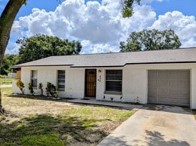434 W 17th St in Apopka, FL - Building Photo