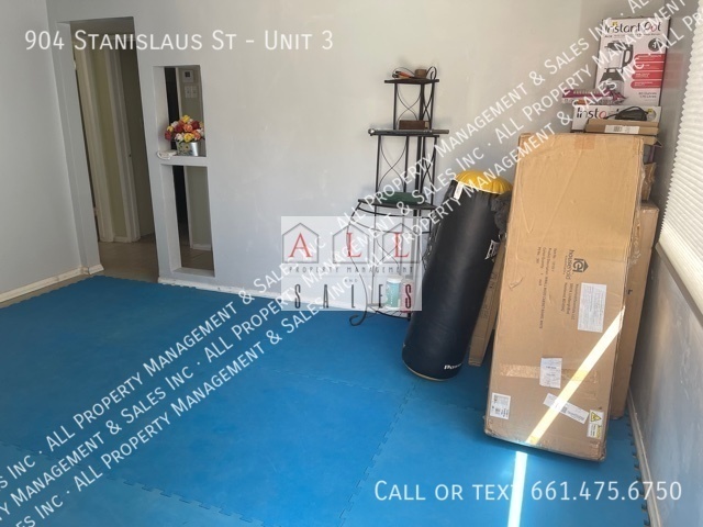904 Stanislaus St in Maricopa, CA - Building Photo - Building Photo