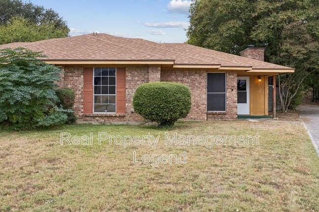 property at 5633 Hearthwood Ct