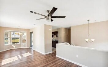 12828 Dunkirk Dr in Upper Marlboro, MD - Foto de edificio - Building Photo