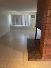 237 E Navilla Plz in Covina, CA - Building Photo - Building Photo
