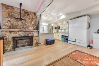 7437 Garfield Dr in Delta, BC - Building Photo - Building Photo