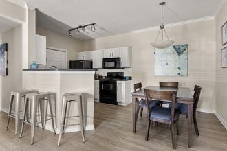 Pinnacle Ridge in Dallas, TX - Foto de edificio - Building Photo