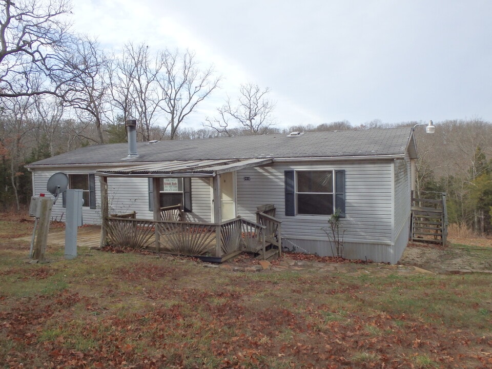 2410 Zeus Pl in Desoto, MO - Building Photo