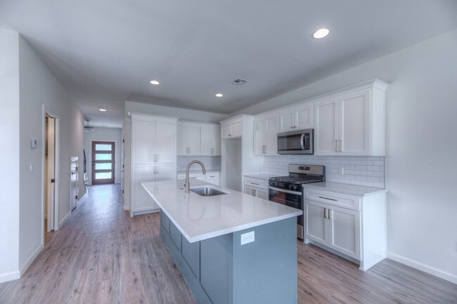 2819 E 81st Pl in Tulsa, OK - Building Photo - Building Photo