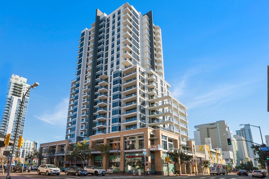 575 Sixth Ave in San Diego, CA - Building Photo