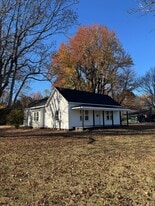 7723 Turnpike Rd in Archdale, NC - Building Photo