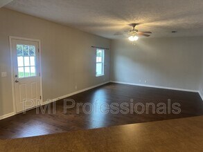 2413 Salem Glen Xing in Murfreesboro, TN - Building Photo - Building Photo
