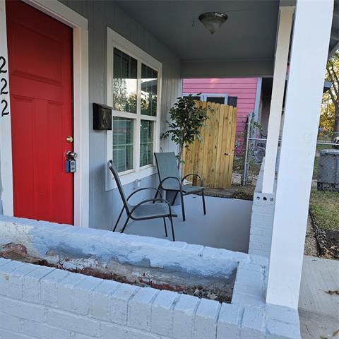 222 W Woodin Blvd in Dallas, TX - Building Photo - Building Photo