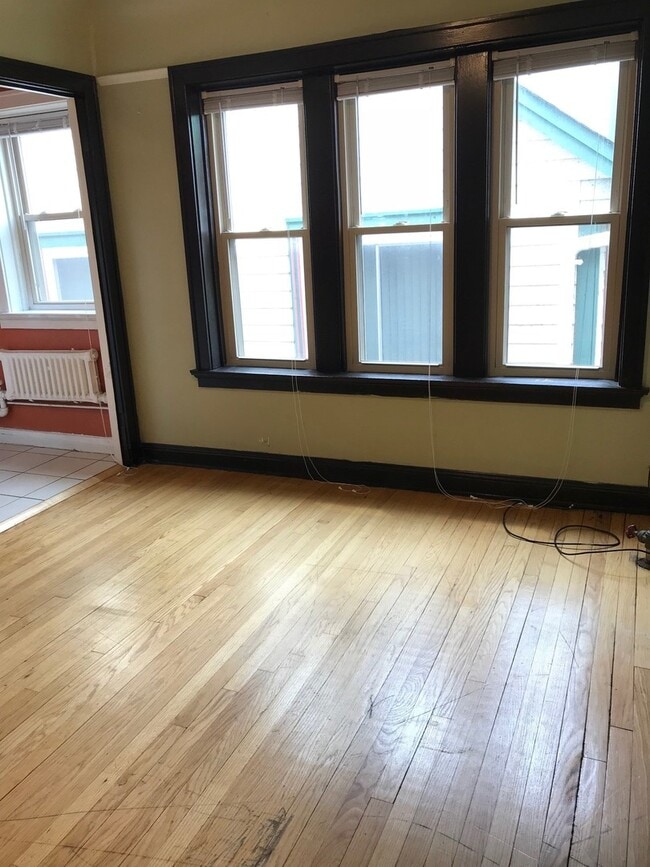 1527 Marshall in Milwaukee, WI - Building Photo - Building Photo