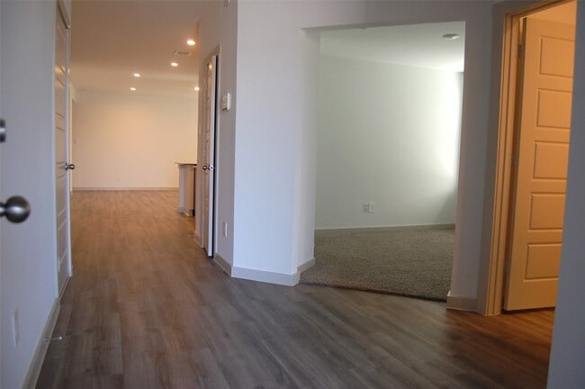 7702 Sleek Flock Ln in Arcola, TX - Building Photo - Building Photo