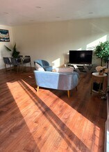 3128 46th St, Unit 2Floor in Astoria, NY - Foto de edificio - Building Photo