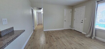 12012 N Saguaro Blvd in Fountain Hills, AZ - Foto de edificio - Building Photo