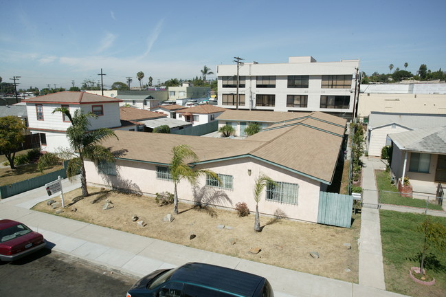 El Castillo in San Diego, CA - Building Photo - Building Photo