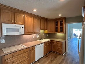 8 Tiffany Square in Sugar Land, TX - Building Photo - Building Photo