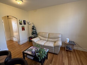 97 West Cedar St, Unit 2 in Boston, MA - Building Photo - Building Photo