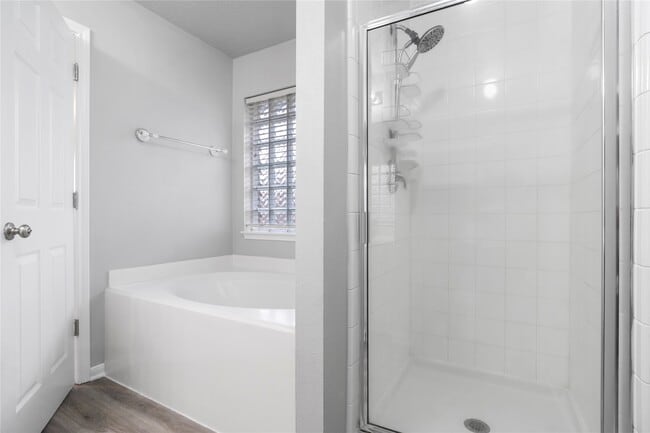 2210 Melanie Park Dr