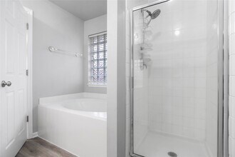 2210 Melanie Park Dr in Spring, TX - Building Photo - Building Photo