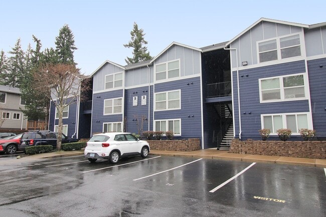 683 NE 162nd Ave, Unit 2 in Portland, OR - Foto de edificio - Building Photo