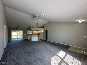 1405 SW 10th St in Cape Coral, FL - Building Photo - Building Photo