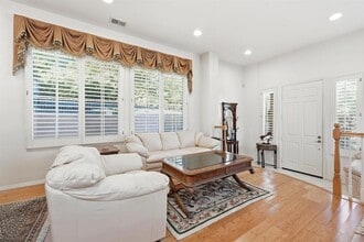 8010 Gilman Ct in San Diego, CA - Building Photo - Building Photo