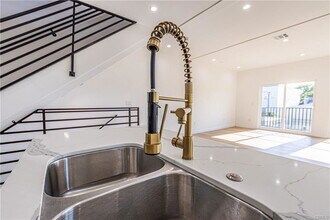 5251 Agnes Ave in Los Angeles, CA - Building Photo - Building Photo