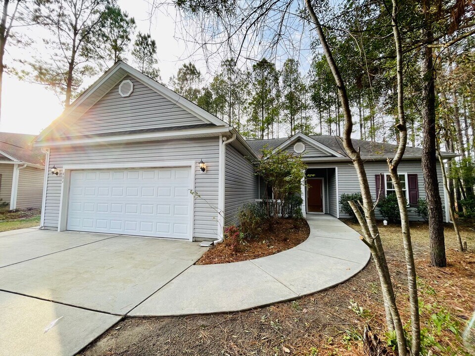 404 Declaration Ct in Conway, SC - Building Photo