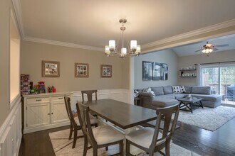 205 Mapleton Dr in Harrisburg, PA - Building Photo - Building Photo