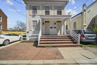 1117 Caroline St in Fredericksburg, VA - Building Photo - Building Photo