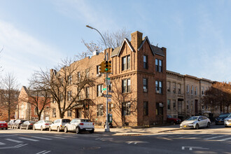 One Sunset Park in Brooklyn, NY - Foto de edificio - Building Photo