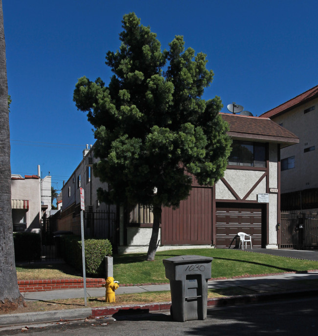 1035 Winchester Ave in Glendale, CA - Building Photo - Building Photo