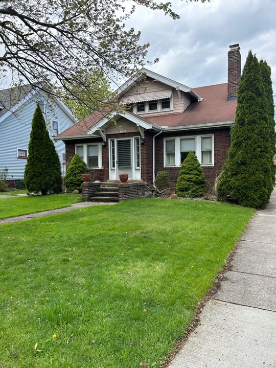 1712 Cypress Ave in Cleveland, OH - Building Photo