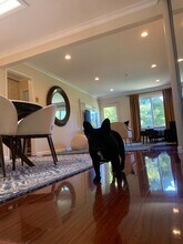 4016 Farm Hill Blvd, Unit 302 in Redwood City, CA - Foto de edificio - Building Photo