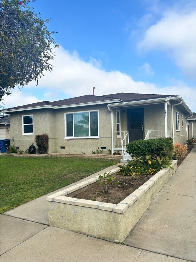 property at 787 Date Ave