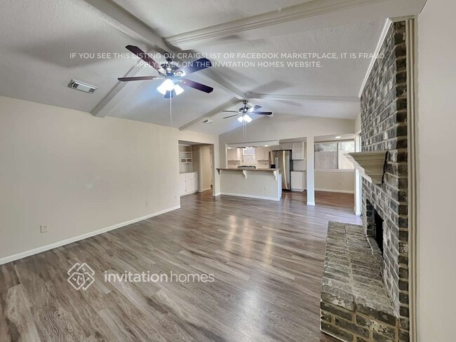 2239 Middle Creek Dr in Houston, TX - Building Photo - Building Photo