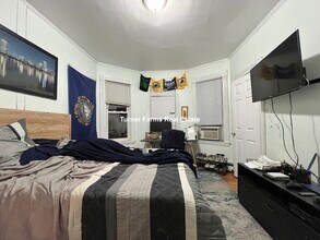 168 Hillside St, Unit 2F in Boston, MA - Foto de edificio - Building Photo