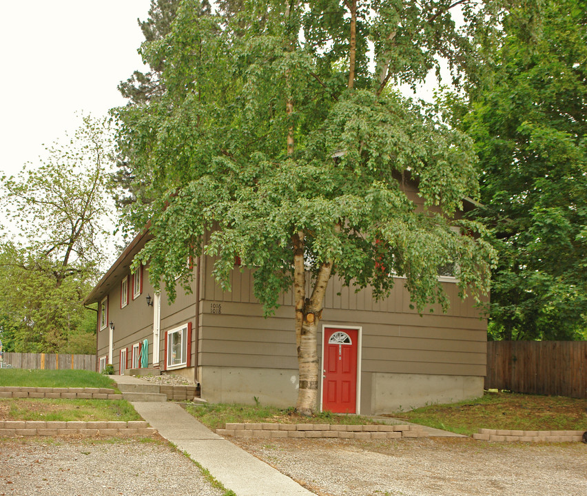 1016-1022 N D St in Coeur d'Alene, ID - Foto de edificio