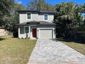 113 E Cleveland St in Apopka, FL - Building Photo