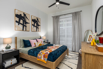 Era Apartments in Denton, TX - Building Photo - Interior Photo