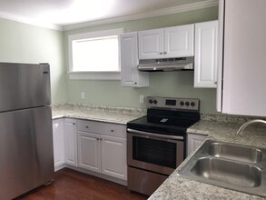 160 Sly Ave, Unit 102 in Corning, NY - Building Photo - Building Photo