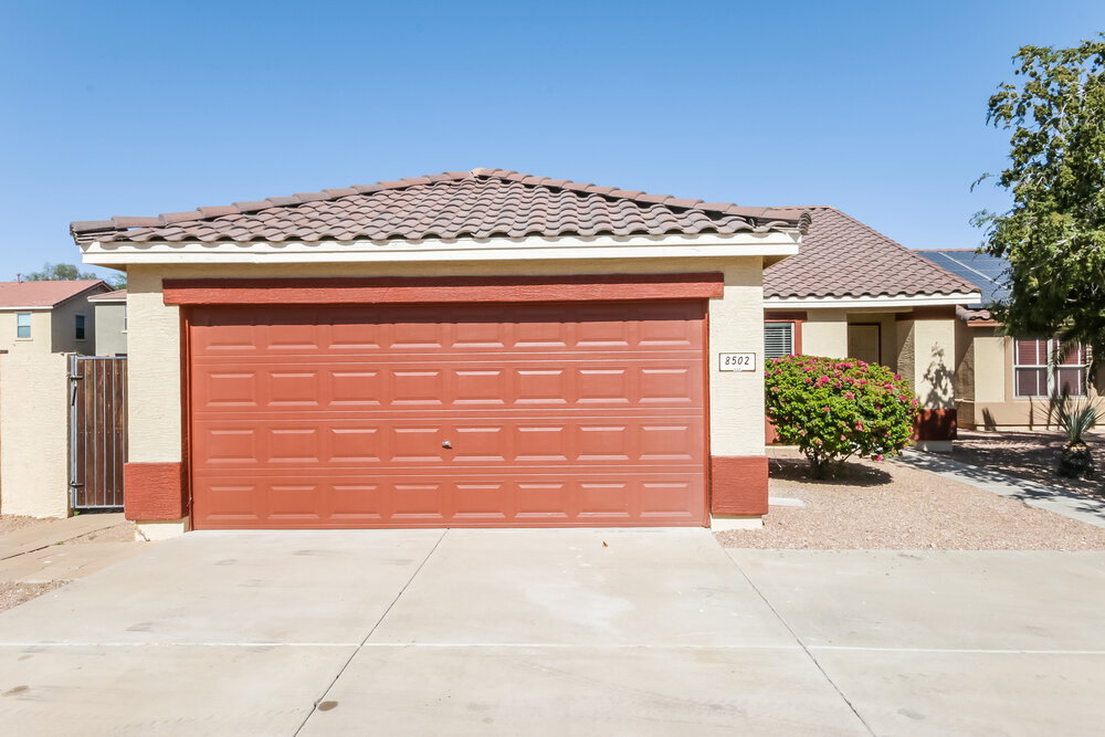 8502 E Kiowa Ave in Mesa, AZ - Foto de edificio