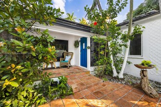 4085 Poinciana Ave in Miami, FL - Building Photo - Building Photo