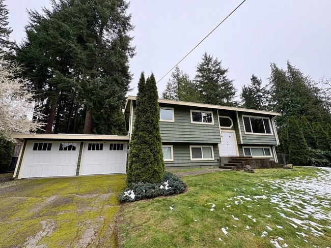 8808 171st Ave NE in Redmond, WA - Building Photo - Building Photo