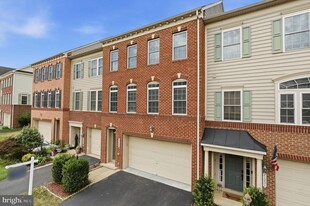 21253 Park Grove Terrace in Ashburn, VA - Building Photo