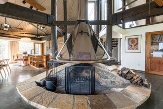 1816 Bear Spgs Wy in Pigeon Forge, TN - Building Photo - Building Photo