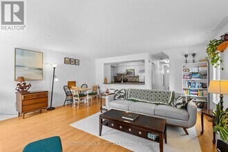 221 Station Blvd in Ottawa, ON - Building Photo - Building Photo