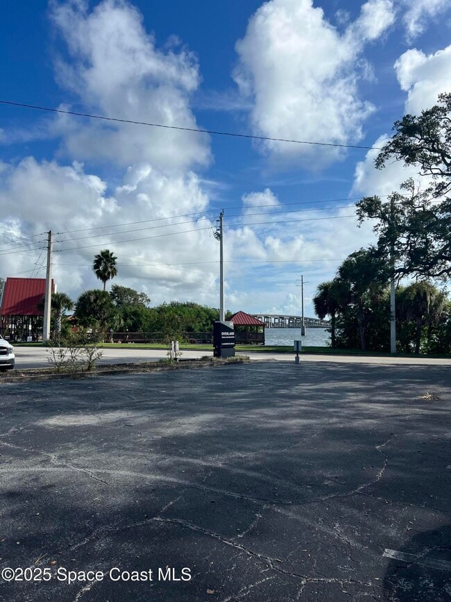 property at 17 Riverside Dr